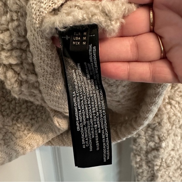 NWOT Massimo Dutti Boucle Cardigan in Mink size M - Picture 9 of 14